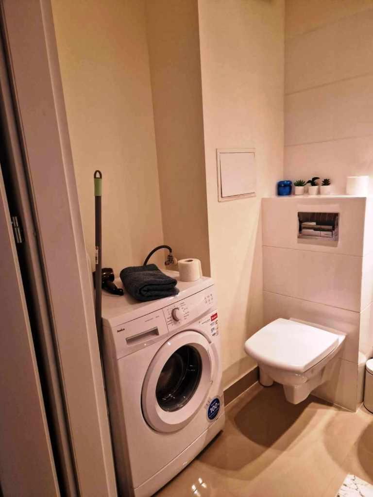 Great Apart Kabaty Varsovie Extérieur photo
